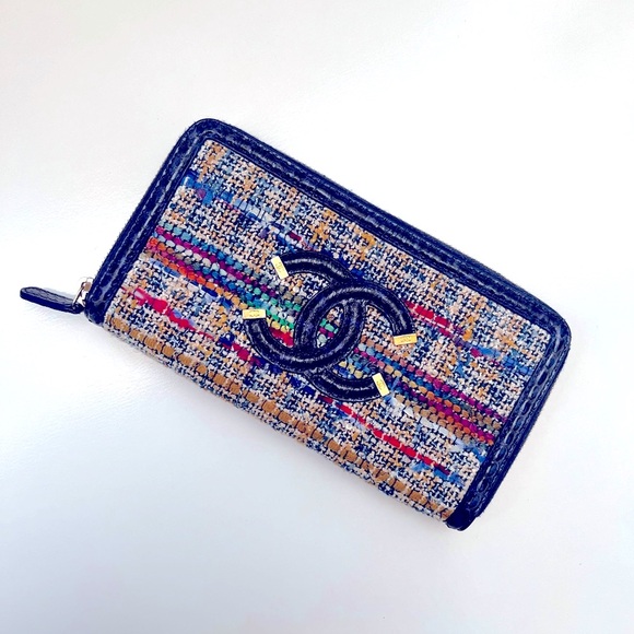 🔥CHANEL Tweed/ Exotic Leather Wallet - Picture 2 of 12